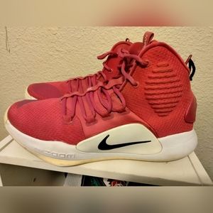 hyperdunks 2018 breast cancer